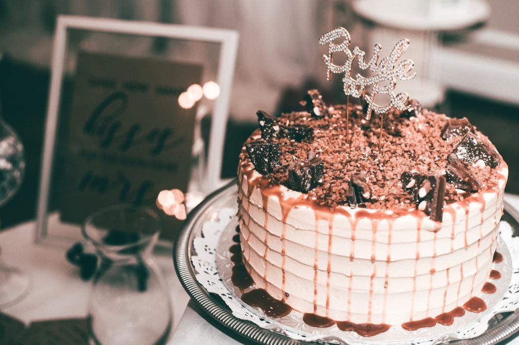 confeiteira profissional; bolo